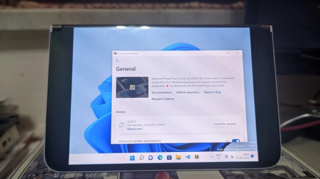 Người dùng Surface Duo có thể cài Windows 11 nhưng cần cân nhắc kỹ